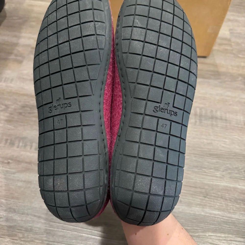 Glerups Cranberry Wool Black Rubber Slip On Slippers